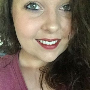 Meet your Posher, Allison